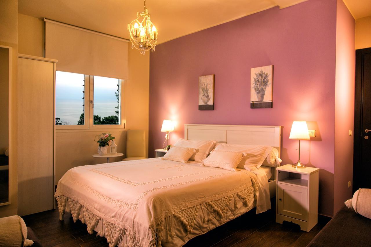 Bahita - Betty's B&B Gabicce Mare Bagian luar foto